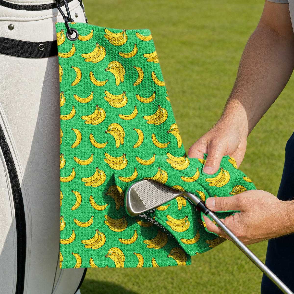 19th Hole Bogey Banana Green Golf Towel - Cleaning a Club