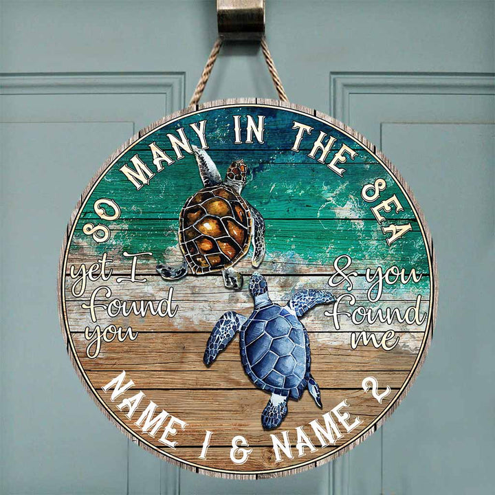 So Many In The Ocean Turtle Custom Round Wood Sign | Home Decoration | Waterproof | WN1415-Colorful-Gerbera Prints.